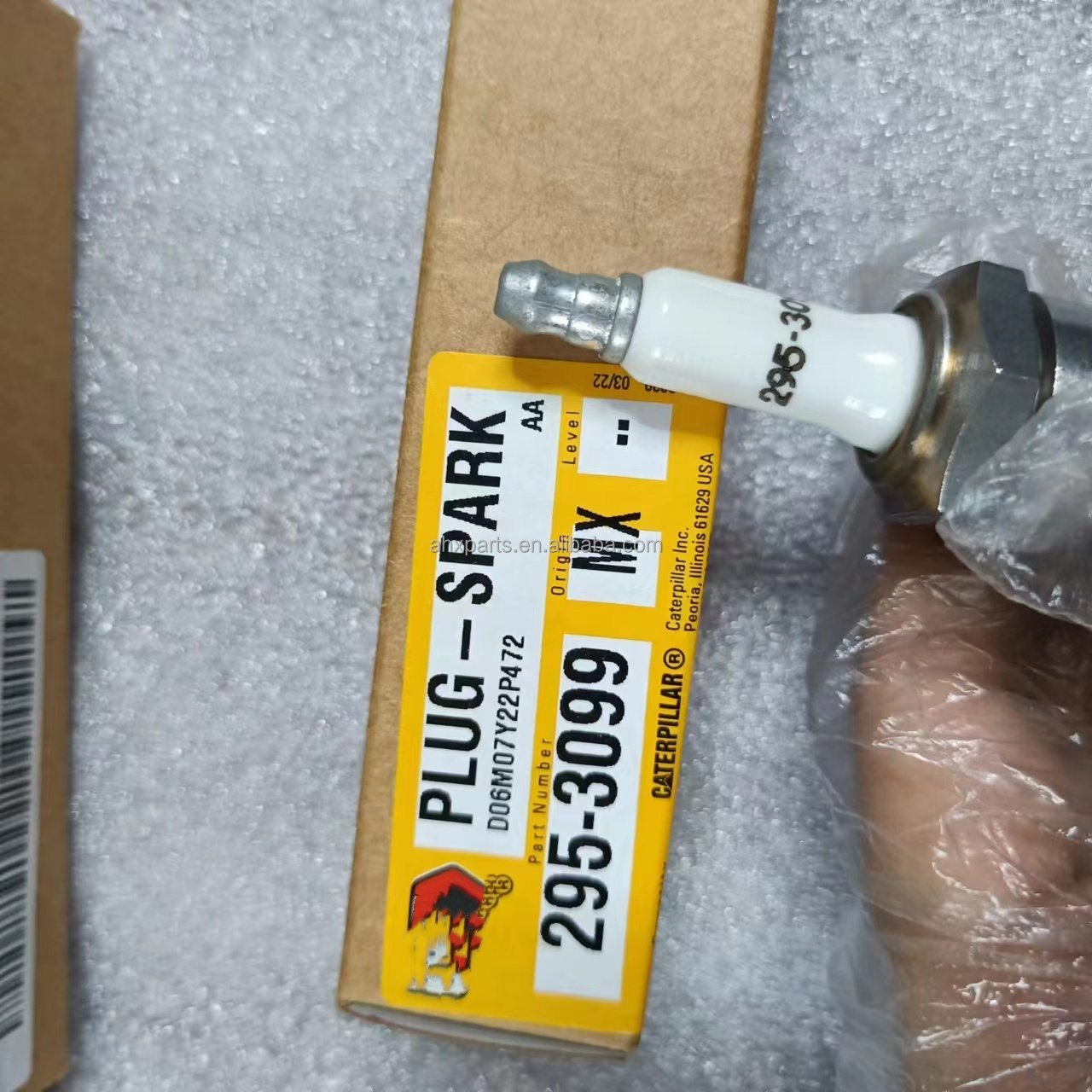 Original Quality 2953099 295-3099 Spark Plug For Caterpillar Excavator E324E E329E E336E