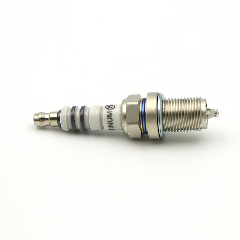 bujias spark plug wholesale 4312 FGR9DDP 0242225608-0P6 high quality Spark plug for German New Mazda Cars