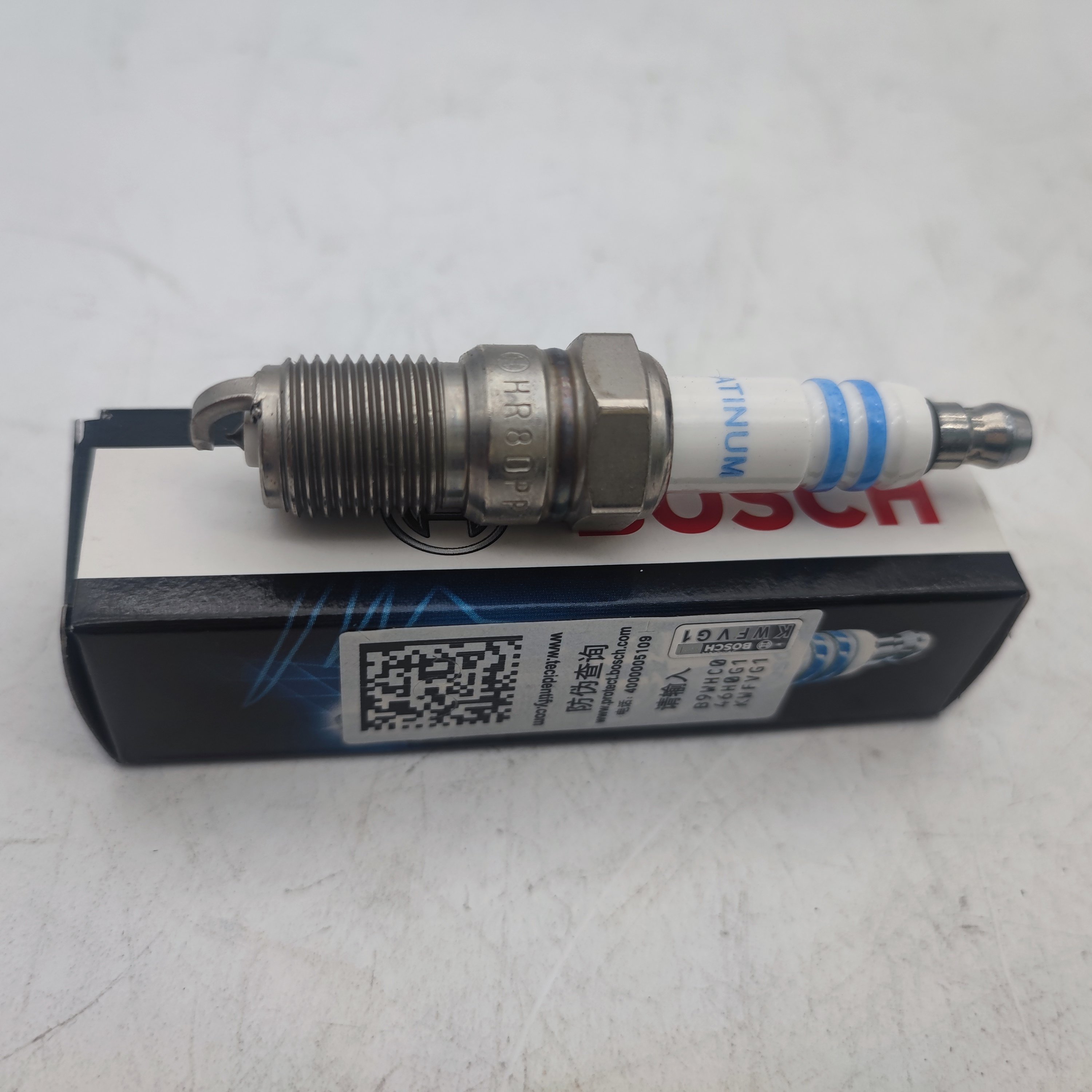 Wholesale Original Genuine Spark Plug Single Platinum 135CX Car Engine Spark Plug for German system American system Japanese