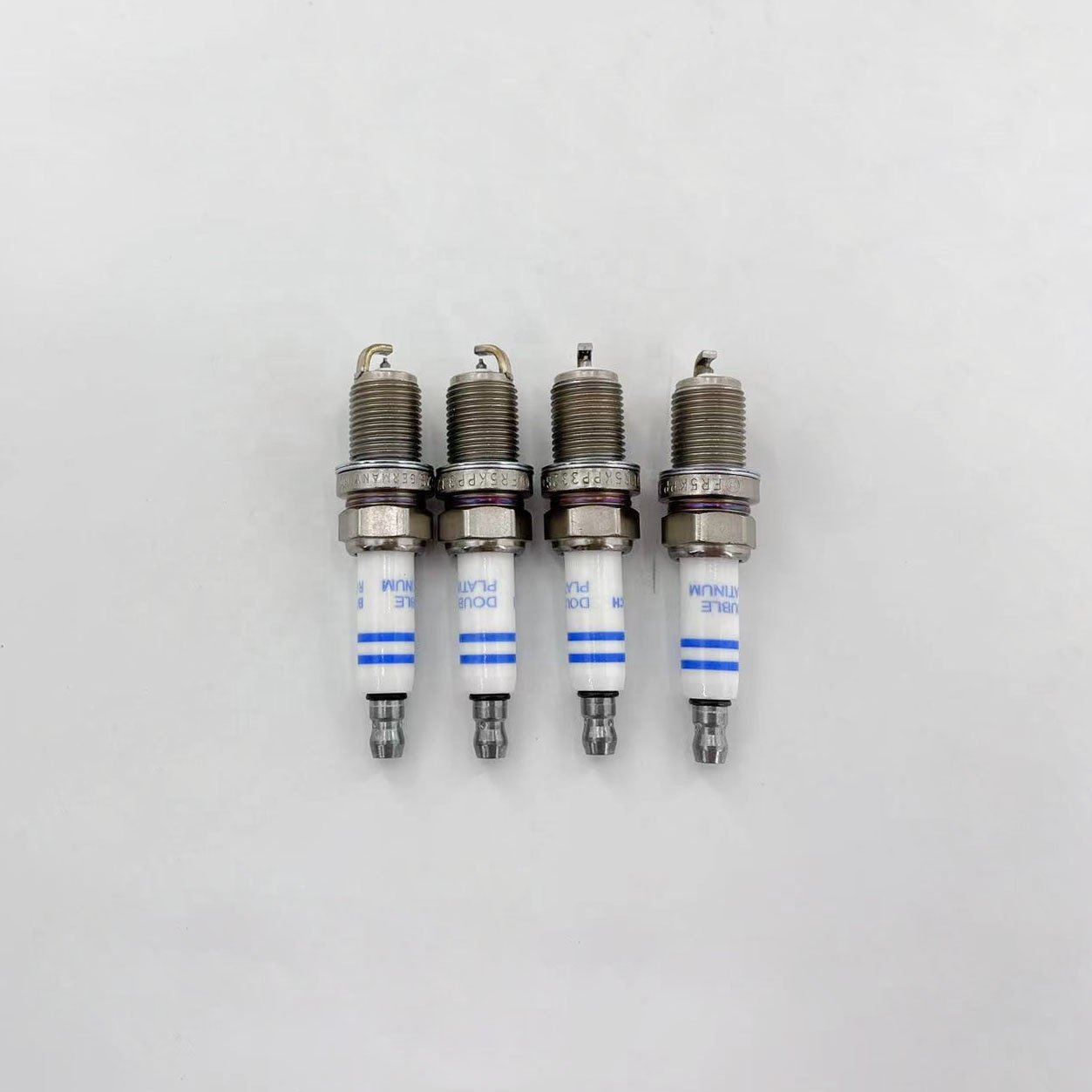 FR5KPP332S Spark plug for Tiguan Jetta 06H905611A 06H905601A 06H905621 101905631H