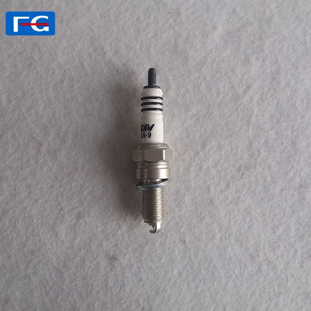 Japan Motorcycle spark plugs CR6EH-9 2688 motor spark plug in motor