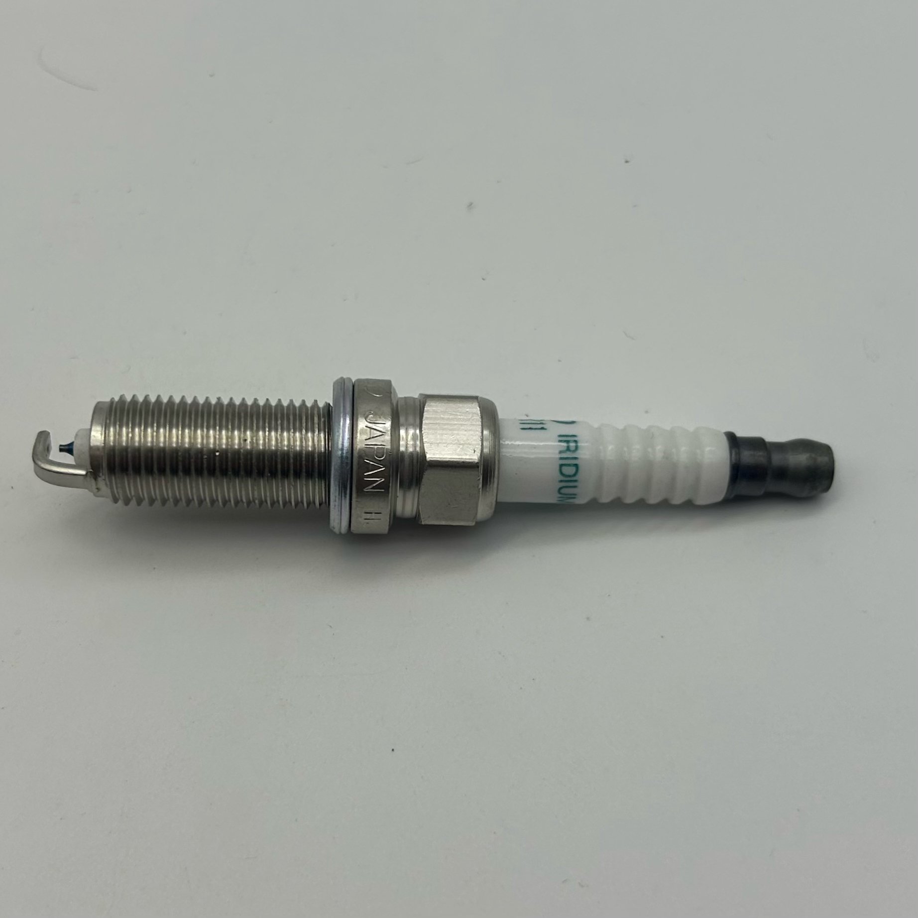 auto parts blue tip double iridium platinum spark plug 90919-01247 90919-01191 90919-01253 90919-01249 22401-JD01B