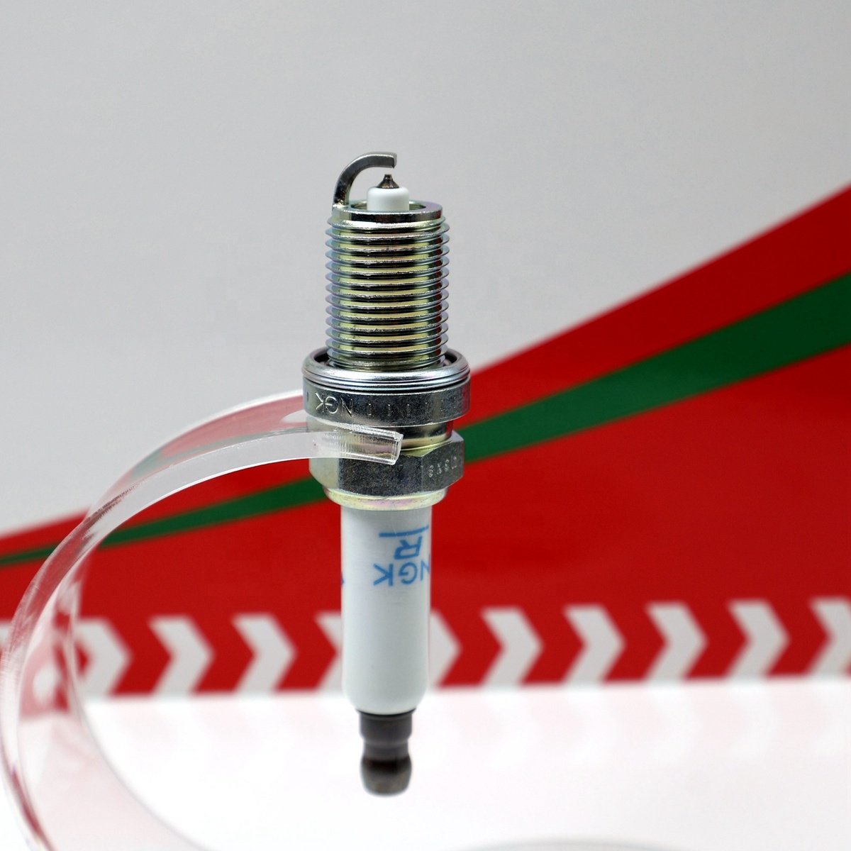 Genuine PFR7S8EG 1675 Original Genuine NGK Double platinum spark plugs Applicable to the Volkswagen series EA888 II engine