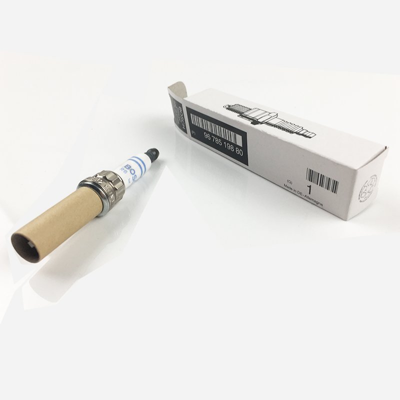 Auto Parts 5960G4 Spark Plug For Peugeot 208 308 Citroen C4 C5 DS3 DS4 DS5 1.6T