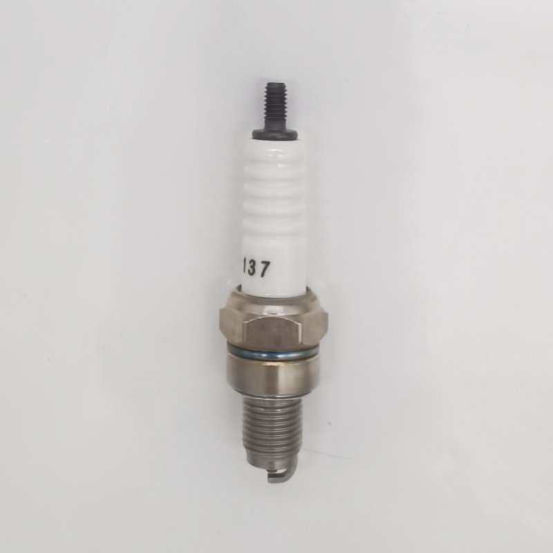 Motorcycle Spark Plugs A7TC 1137 Nickel Alloy Spark Plugs Motorcycle Parts