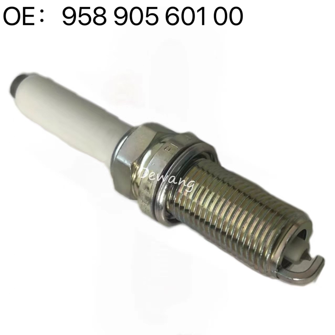 06K905611B 95890560100 Spark plug for VW Porsche Macan 958 905 601 00 Spark plugs