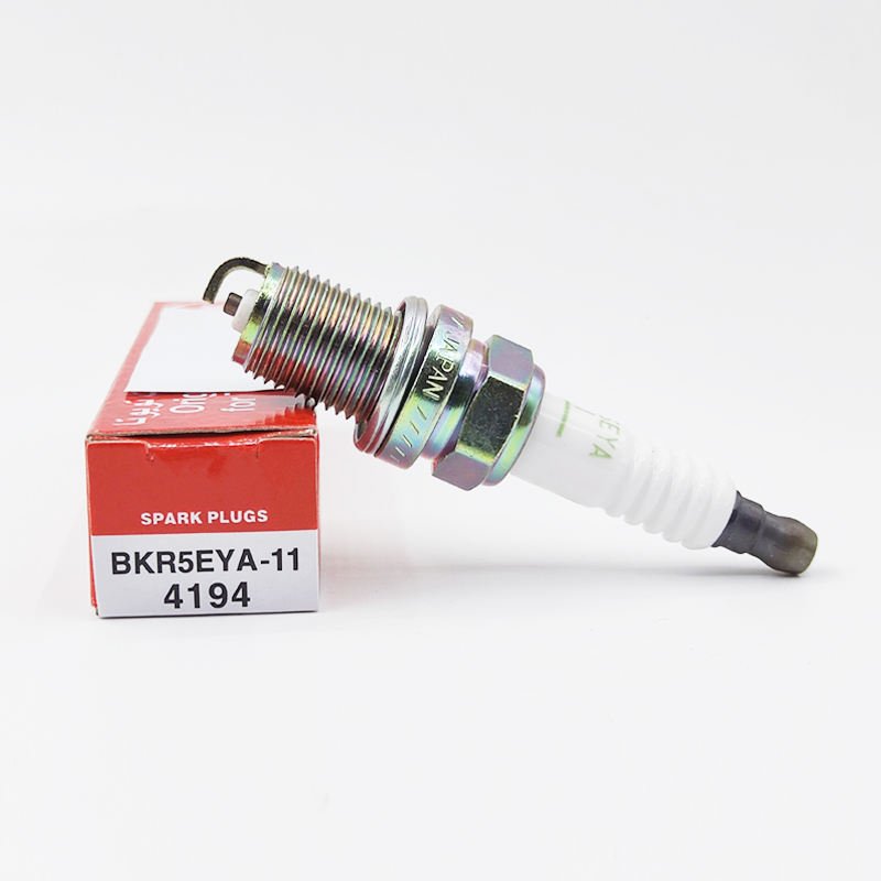 Spare Parts Spark Plugs 4194 BKR5EYA-11 4195 BKR6EYA-11 4198 BKR6EKB-11 Auto Spark Plug Bujia Candles