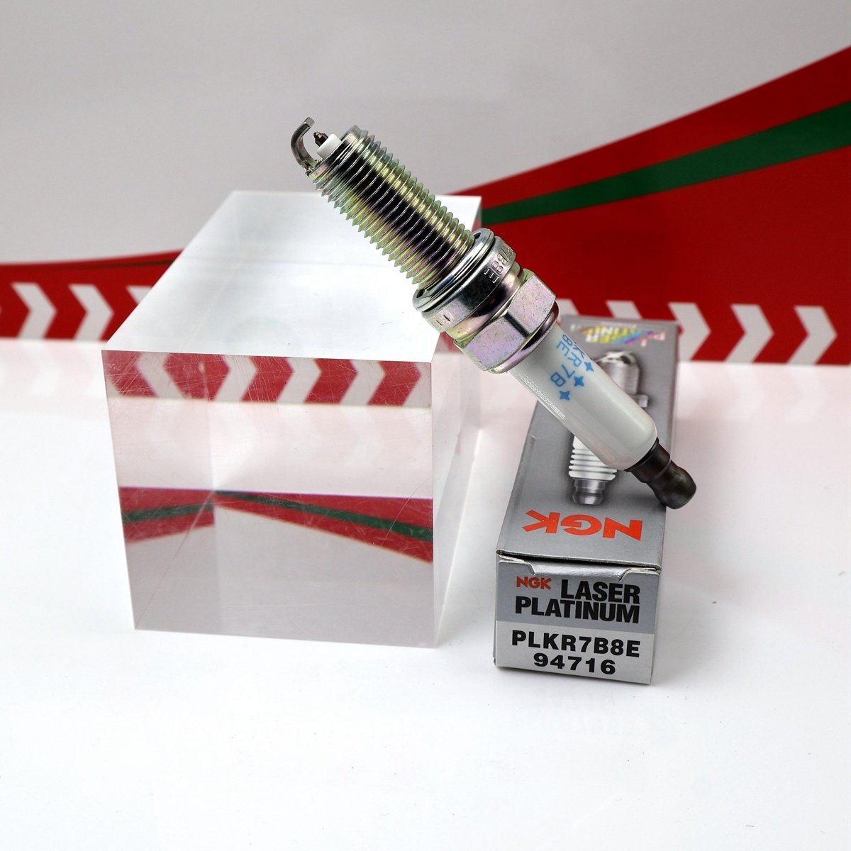 Genuine NGK 94716 PLKR7B8E Original NGK Iridium Platinum spark plug A0041595803