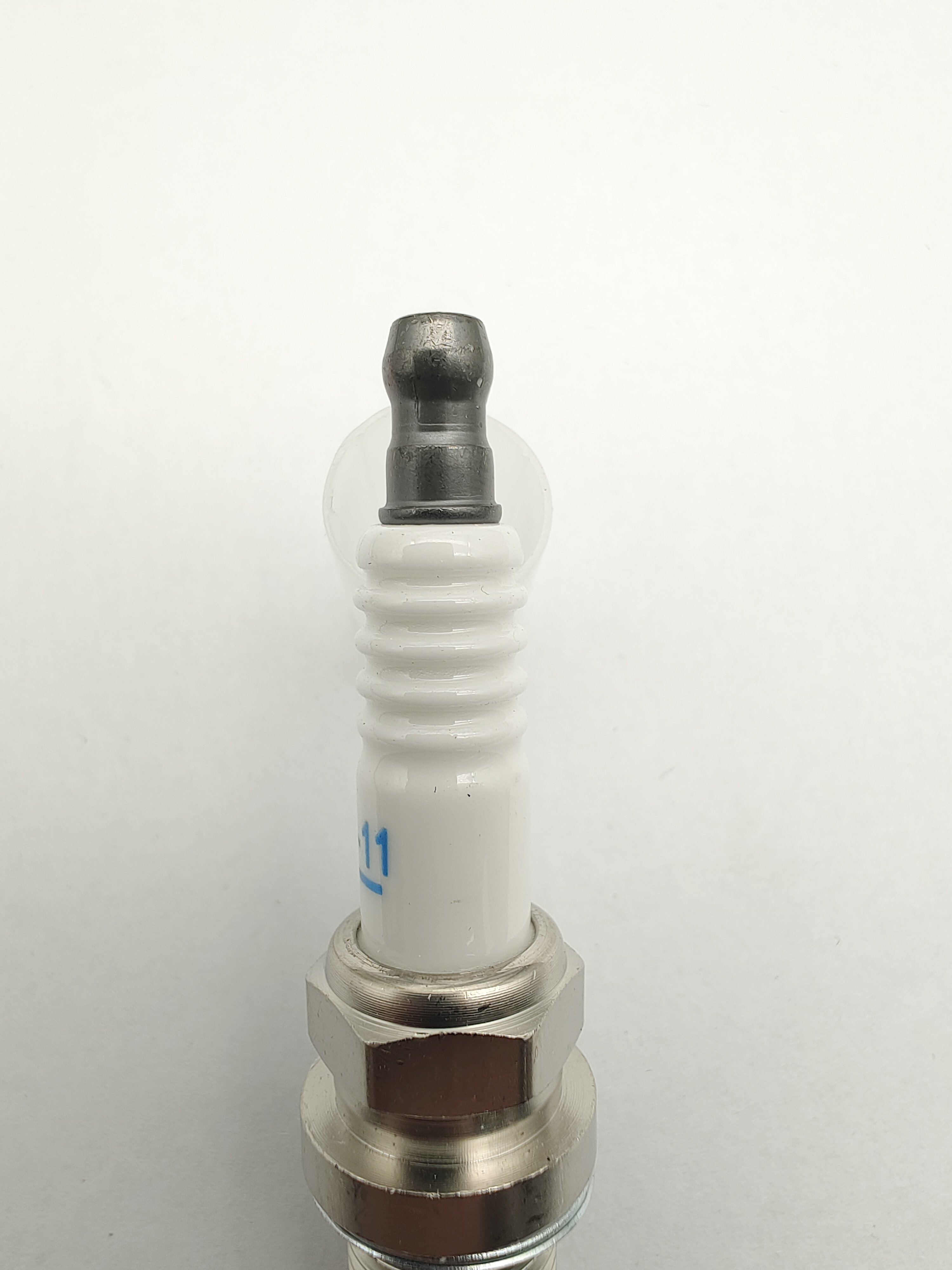 BKR6EIX 6418 IRIDIUM IX Spark Plug for Audi BMW Suzuki VW Volvo Porsche 4pcs