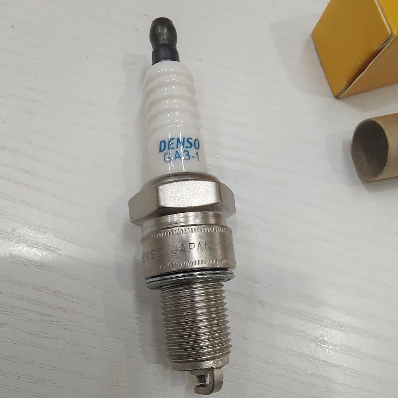 Hot sale Spare Parts G3304 G3306 engine 2N2839 spark plug 2N-2839 104-3170 Construction machinery parts excavator accessories