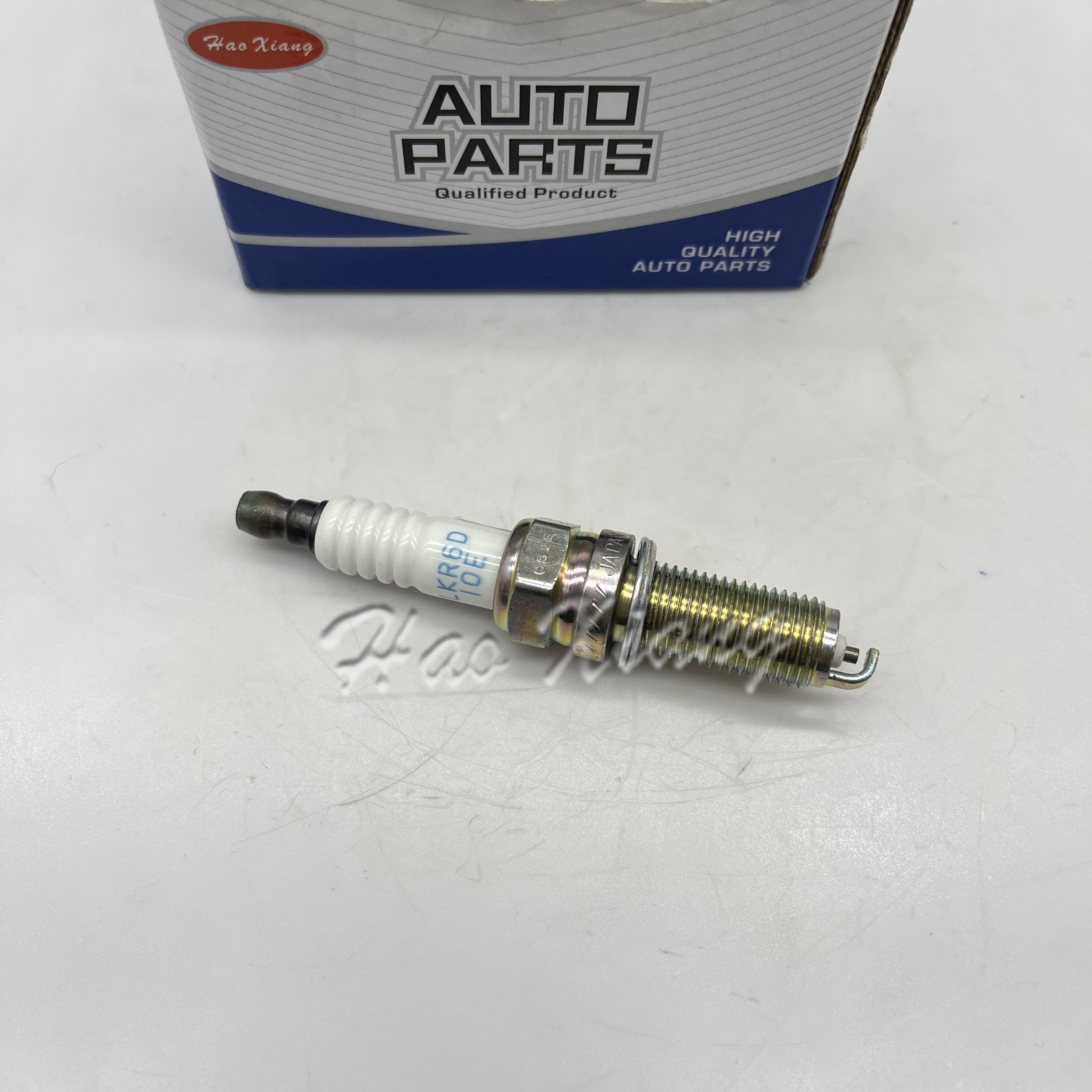 Haoxiang 96569 LKR6D-10E 18843-10062 Auto Spark plug For Hyundai Kia