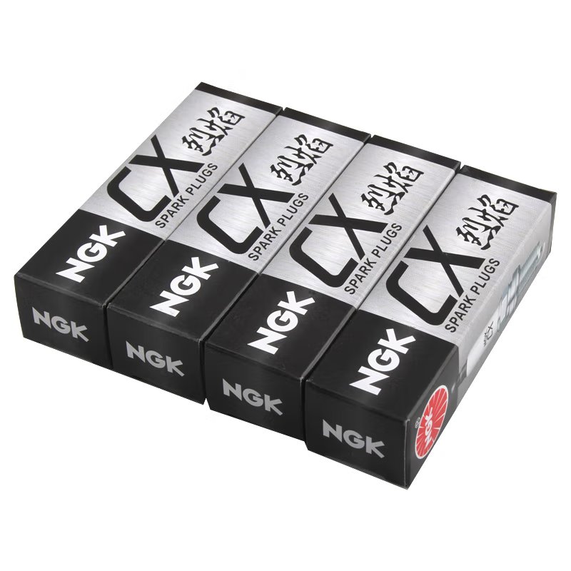 Wholesale Original Genuine NGK Spark Plug Nickel alloy 825CX Car Engine Spark Plug for Ford