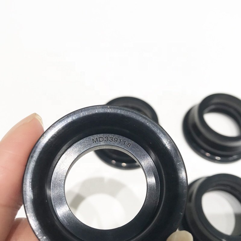 Automobile Engine Parts Fit For Mitsubishi Spark Plug Oil Seal MD339118