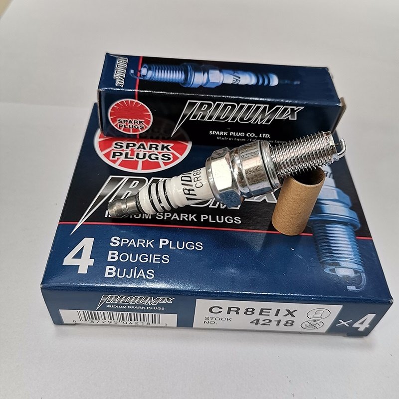 Wholesale Price Car Accessories Engine Ignition Part Iridium 4218 Cr8Eix Spark Plug For Car