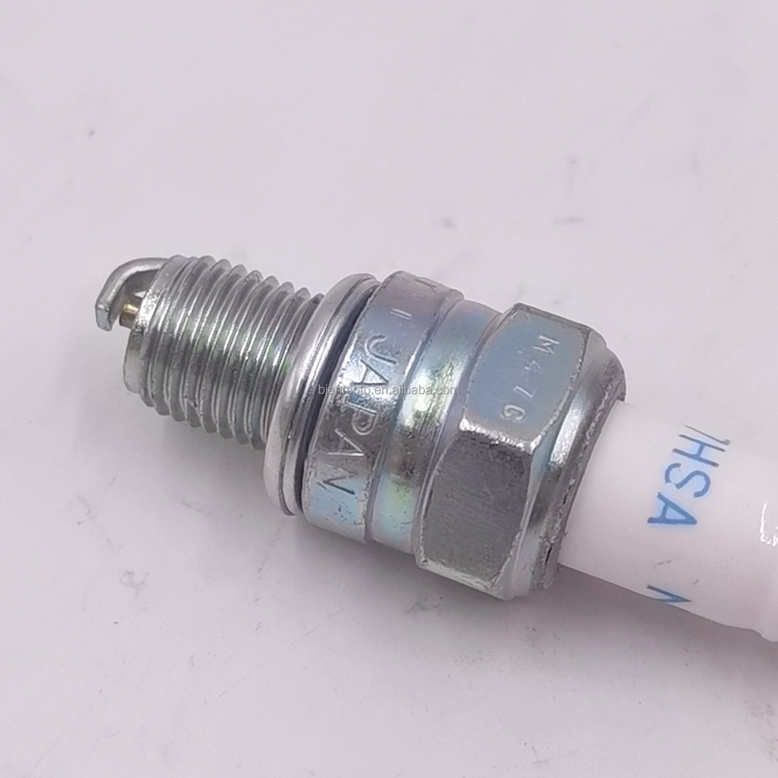 #4549 CR7HSA d8ea cr9e bujia para moto motorcycle parts ignition system accessory motorcycle spark plug for CBT125 Haomai GY6