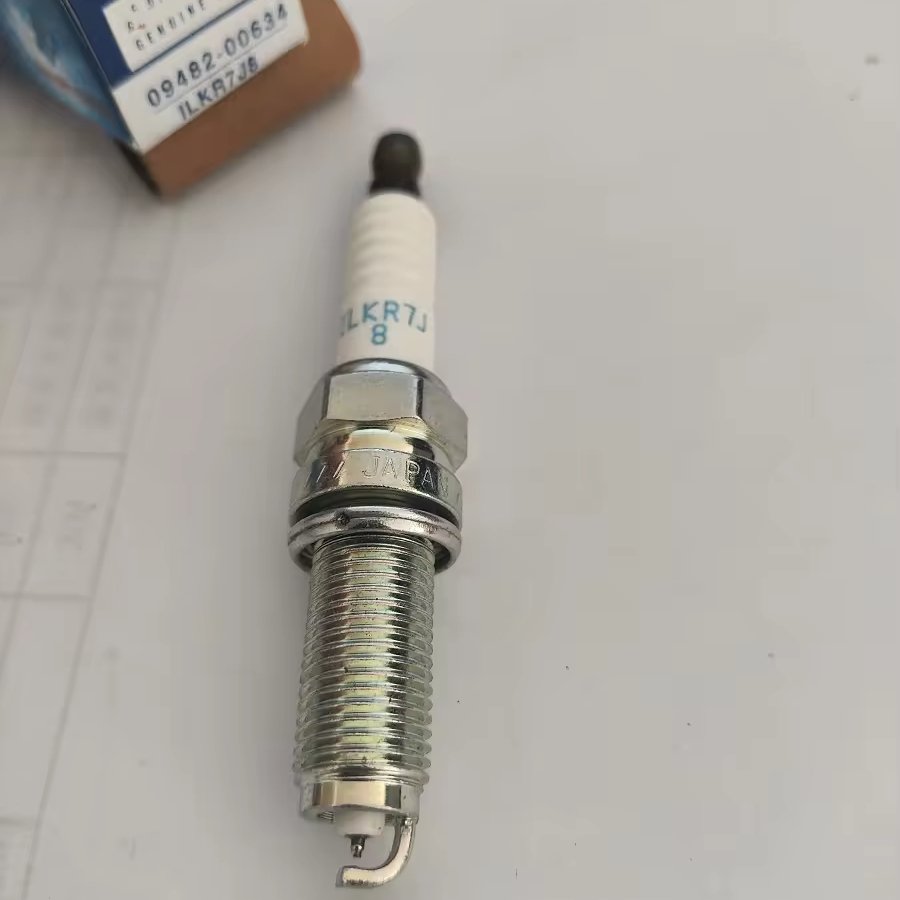 Factory sales Su-zuki Double iridium spark plugs 09482-00634 in stock