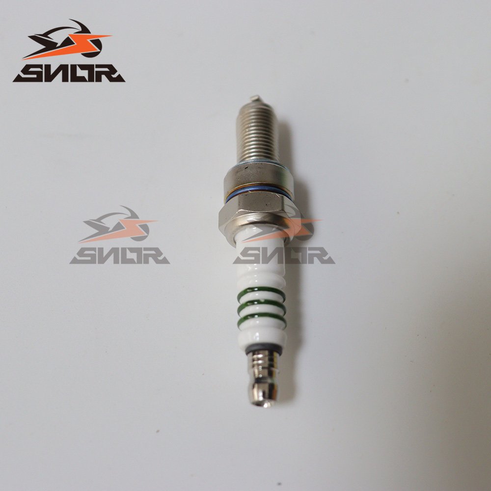 CNSNR Wholesale Bajaj Re Tuk Tuk Spare Parts Three Wheeler Engine Parts Spark Plug BAJAJ AZ35 1207