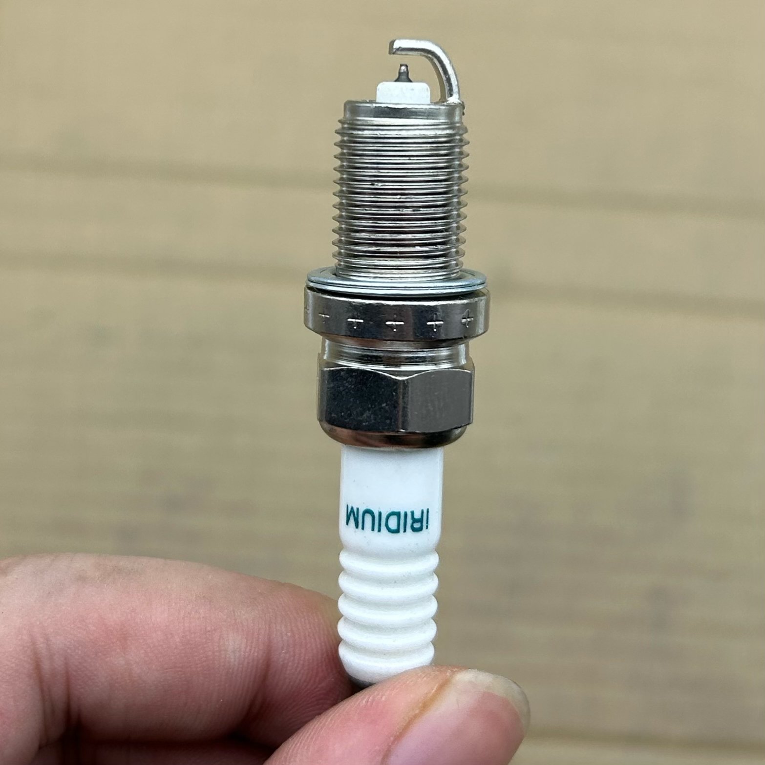 auto parts blue tip double iridium platinum spark plug 90919-01210 fit for LEXUS GAC
