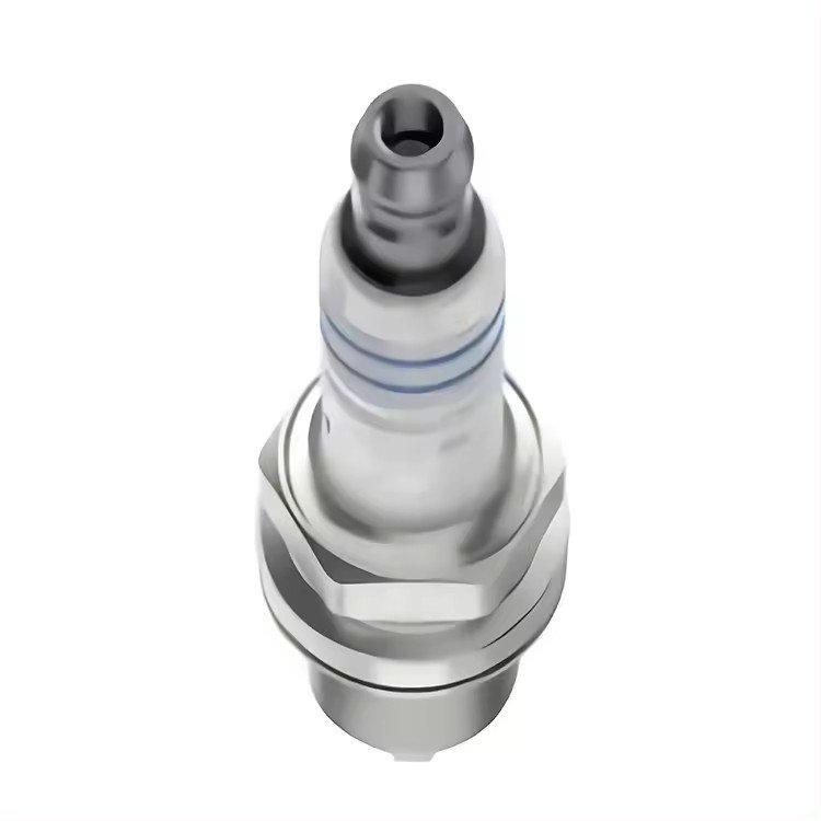 Vehicle Spare Parts Tool Engines Fr7dc+8 0242235666 Automotive Engine Parts Spark Plug