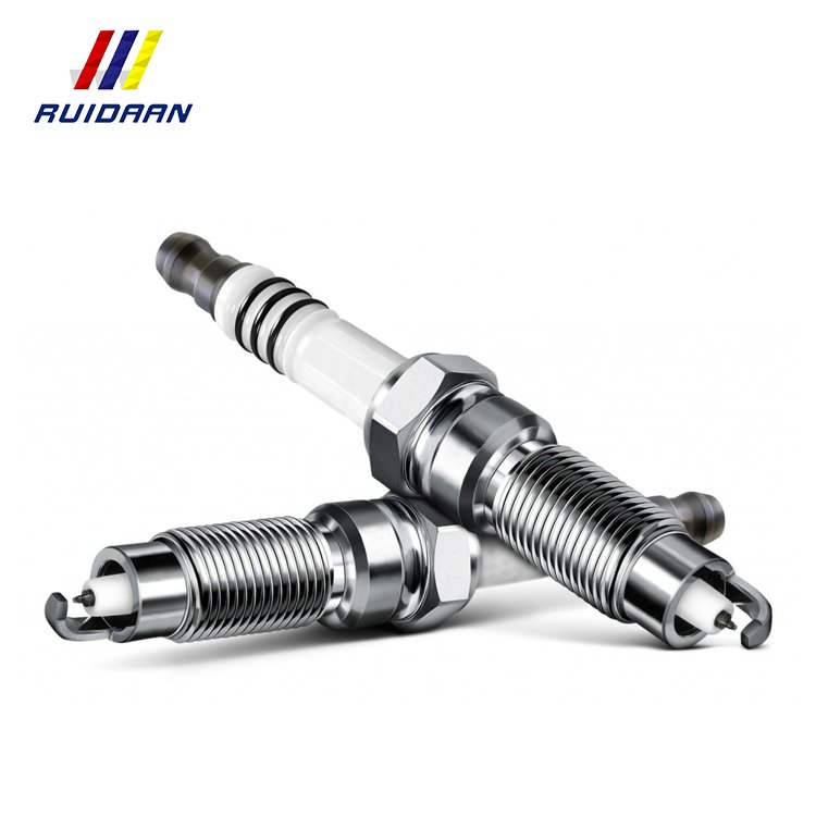 Cdk L7tc Chainsaw Bujias B7tc Pulstar K6rtc 70Cc Spark Plug for Nissan Tiida Byd F0 Toyota