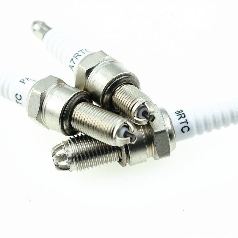 Three claw three-stage spark plug 110, 125, 150, 175, 200, 250 with resistance