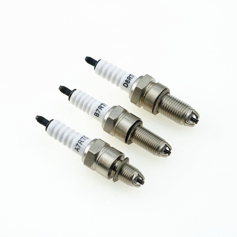 Three claw three-stage spark plug 110, 125, 150, 175, 200, 250 with resistance