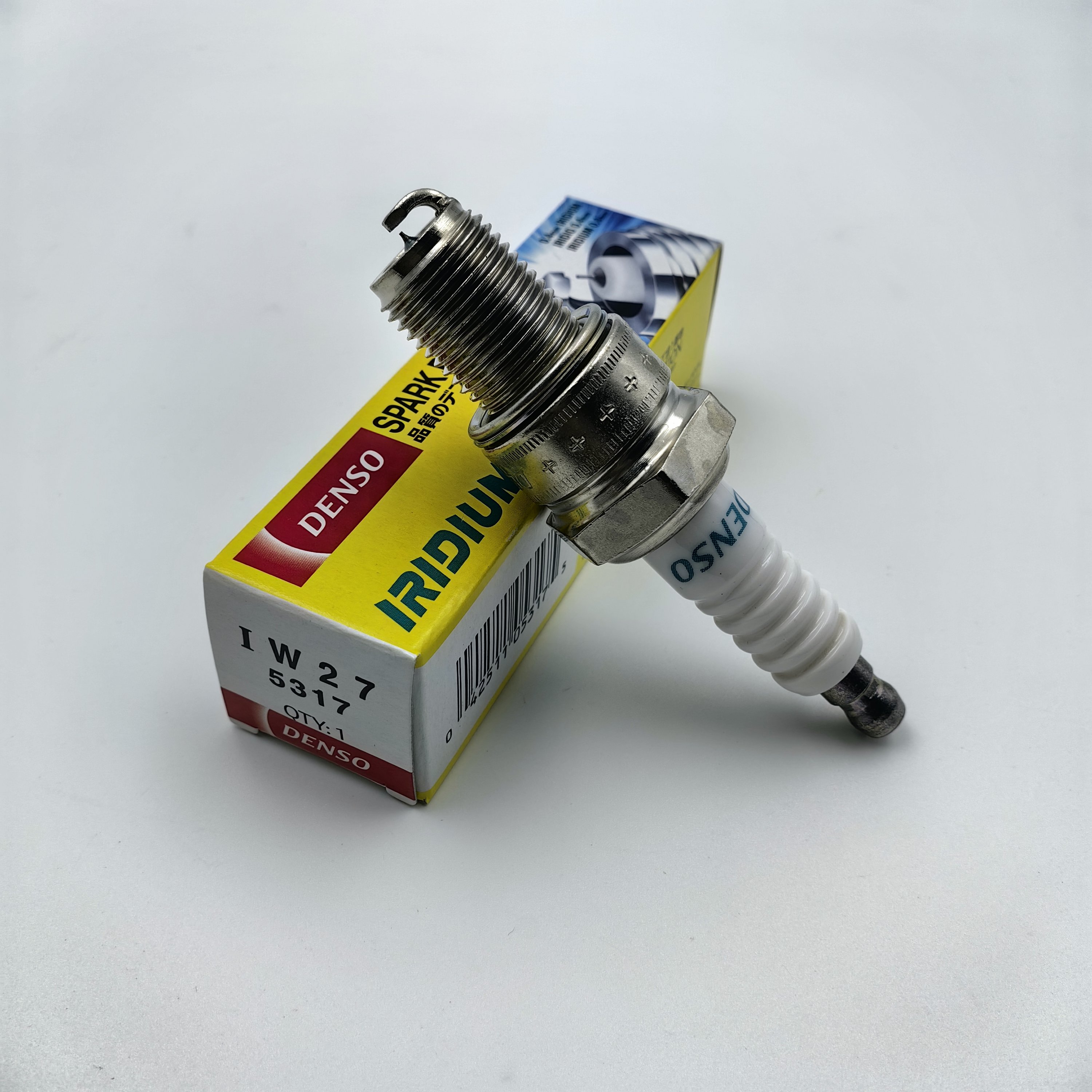 Auto Parts Ignition System DENSO Spark Plugs Bougie 5317 IW27 For Motorcycles APRILIA MX50, SR50 Street / RX125,Strada 125,RS125