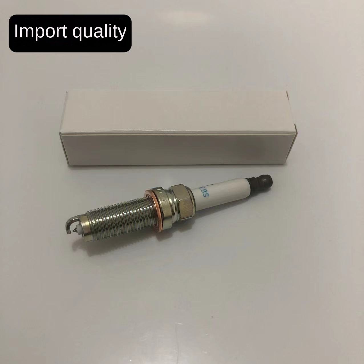 LR050998 Spark Plug for Land Rover Range Rover Sport for Jaguar XF MAGISTER Wholesale Auto Parts LR050998