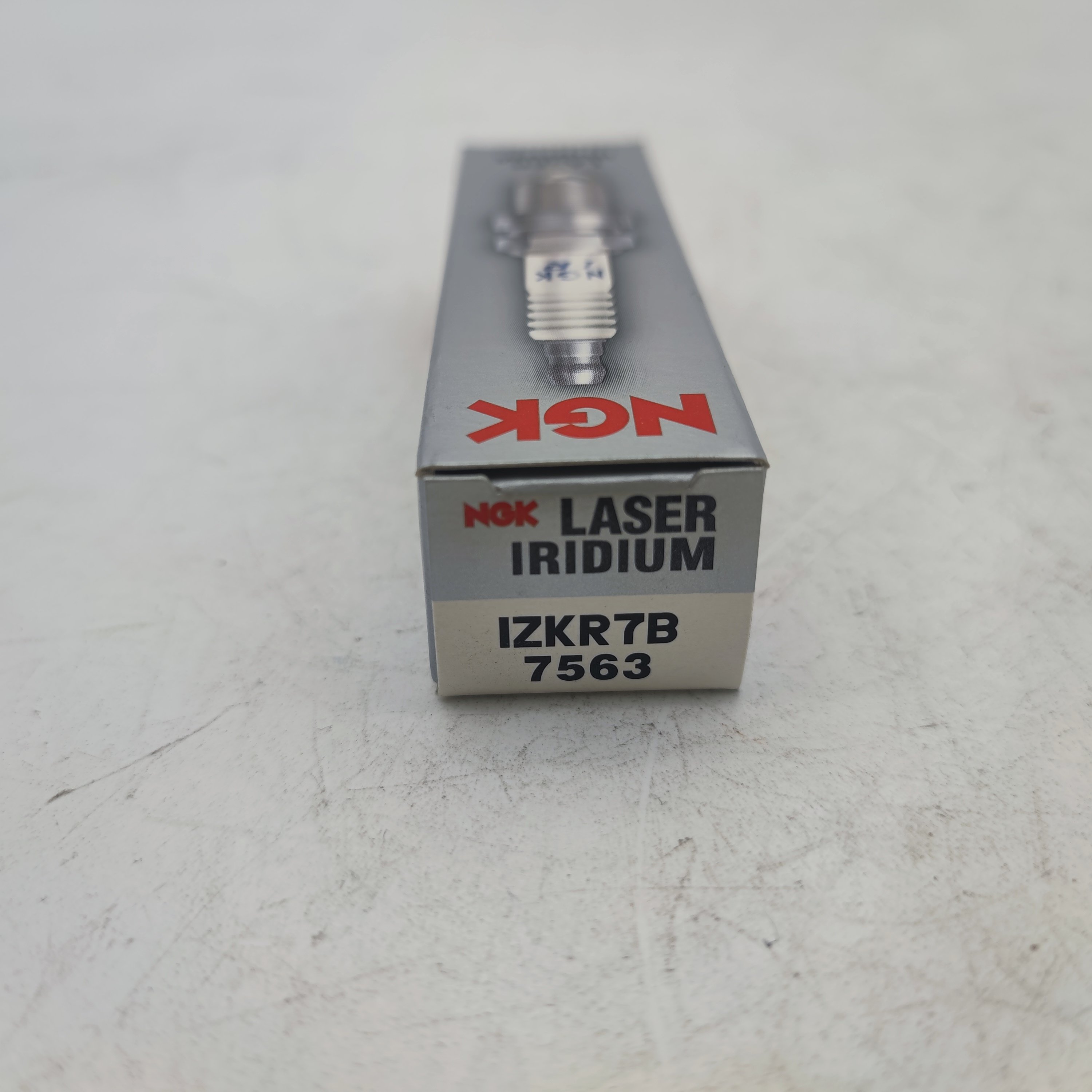 High quality spark plug 1884611070 for Hyundai Motor Korea cars
