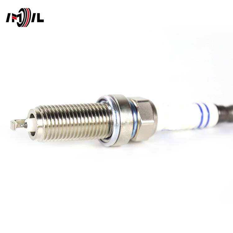 Iridium spark plug 12290-5A2-A01 is suitable for Honda Accord Alesson Odyssey Spinner engine spark plug