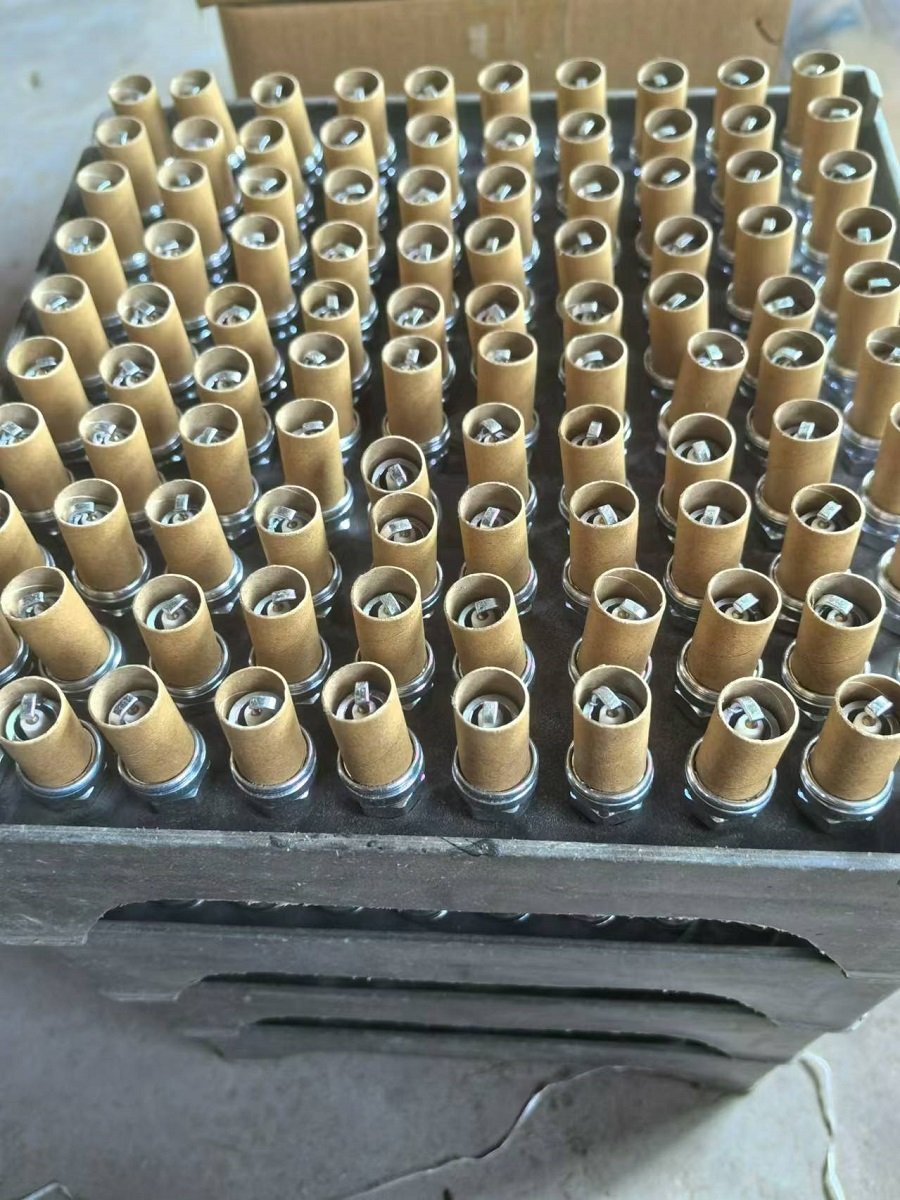 Auto Spare Parts Car Spark Plug OEM 41-114 12622441 for ACD-elco