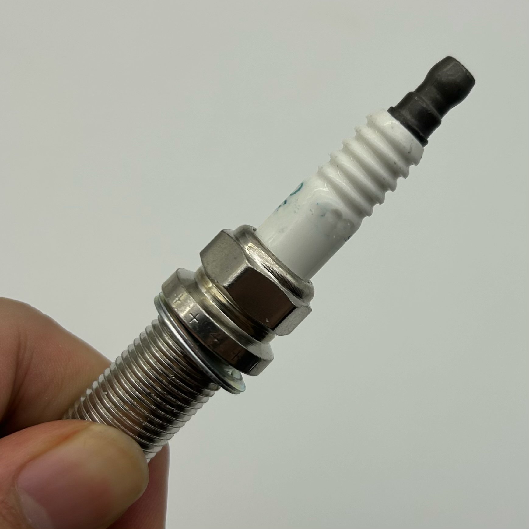 auto parts blue tip double iridium platinum spark plug 90919-01247 fit