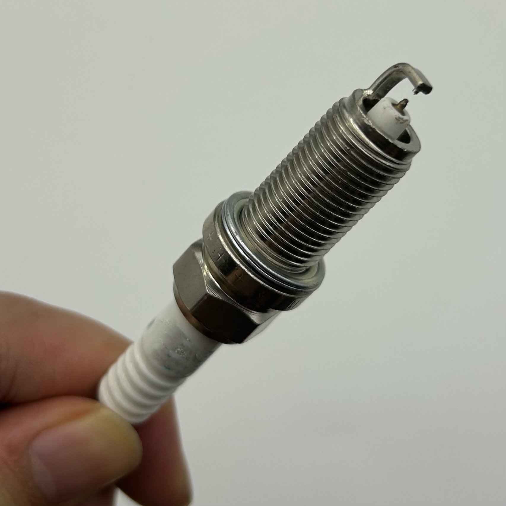 auto parts blue tip double iridium platinum spark plug 90919-01247 fit