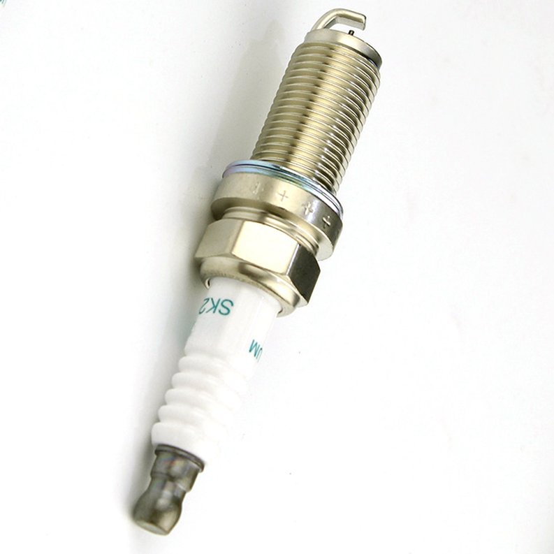 Factory Price Auto Spark Plug IRIDIUM OEM 90919-01191 SK20HR11 SK20R11 90919-01253 01210 01191 New Fitting Car Engine