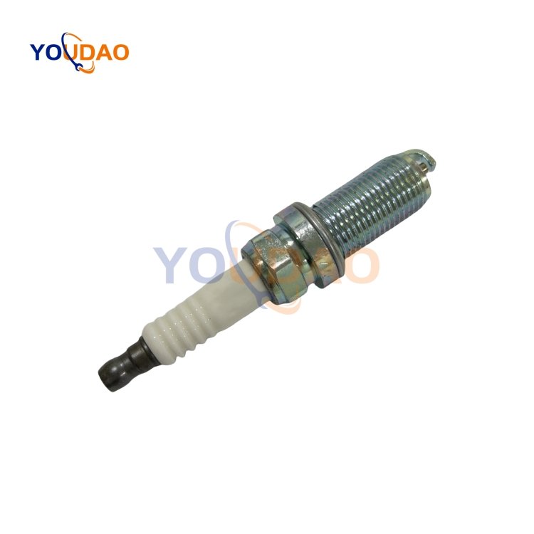 224018H515 LFR5A-11 Wholesale Price Car N16E N16 TY61 Y61 T30 Engine Spark Plug 22401-8H515