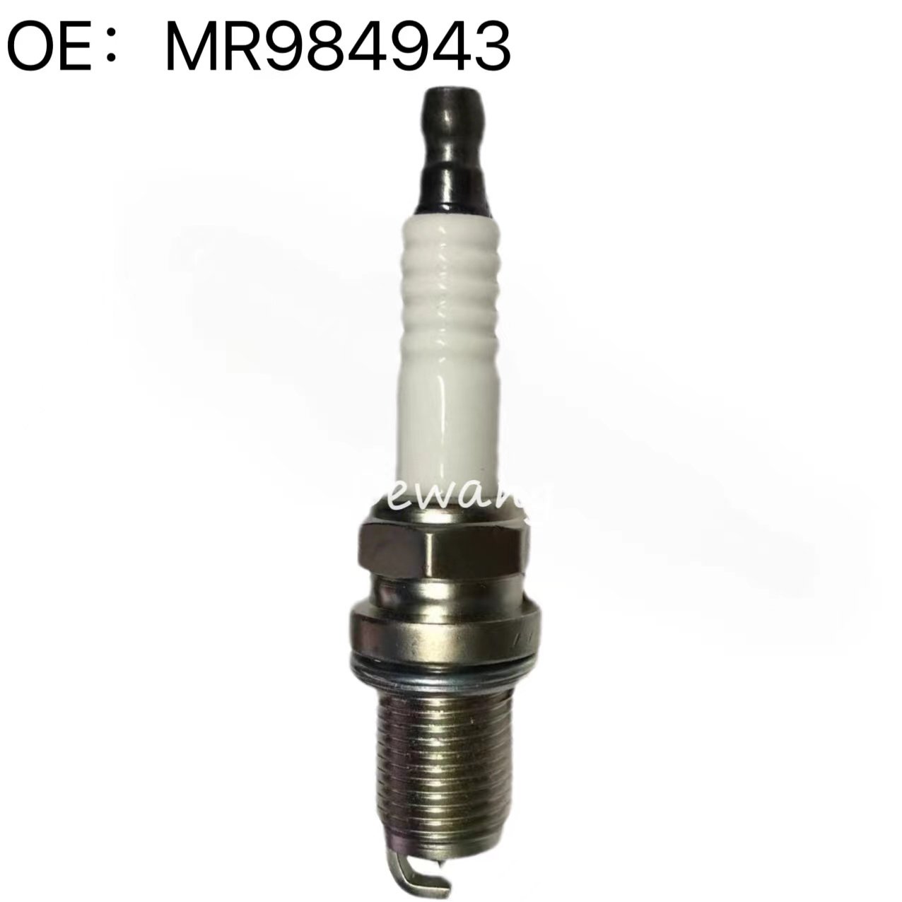 MR984943 SK20PR-A8 High Quality spark plug For MITSUBISHI PAJERO GALANT cars MR984943
