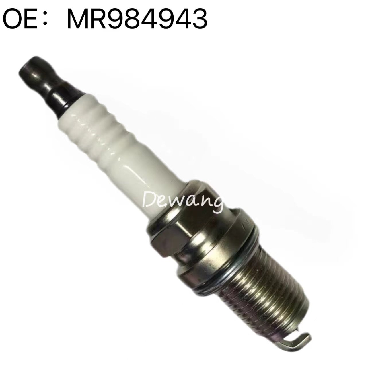 MR984943 SK20PR-A8 High Quality spark plug For MITSUBISHI PAJERO GALANT cars MR984943