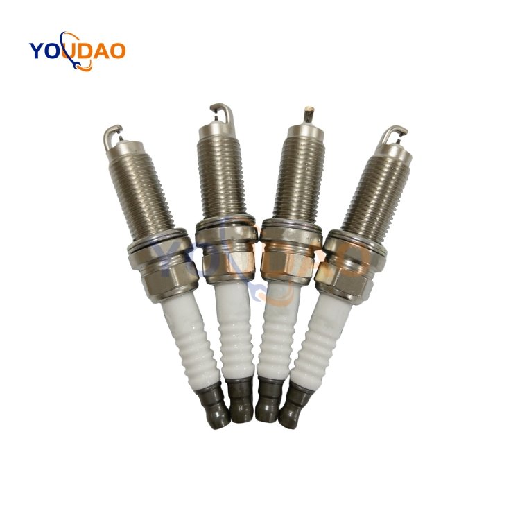 22401ED71B FXE20HE11 High Quality Spark Plug 22401-ED71B For NP300 L33Z T32Z T32 NP300 D23F