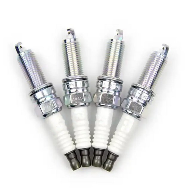 Spark Plugs OEM BKUR6ET-10 BKR6EKUB PFR6Q 0241235747 BKR8EQUA Fits For Vw 1.8T 2.0T NGK Spark Plugs