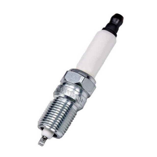 Spark Plugs OEM BKUR6ET-10 BKR6EKUB PFR6Q 0241235747 BKR8EQUA Fits For Vw 1.8T 2.0T NGK Spark Plugs