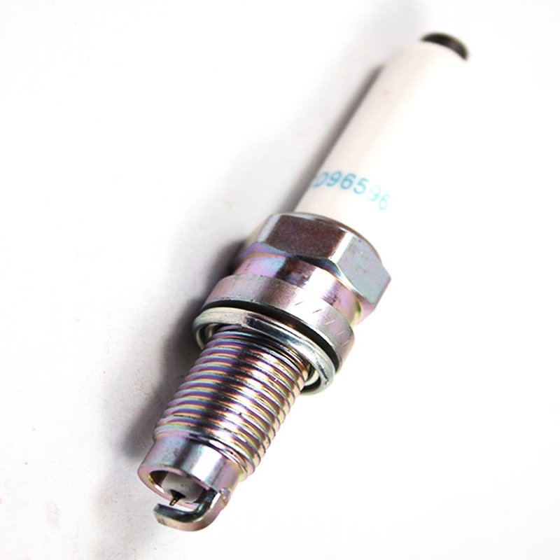 Wholesale all kinds of Premium Spark plugs W20EX-U BP6EA 7727 BP6EY 7611 067600-6391 90098-20595
