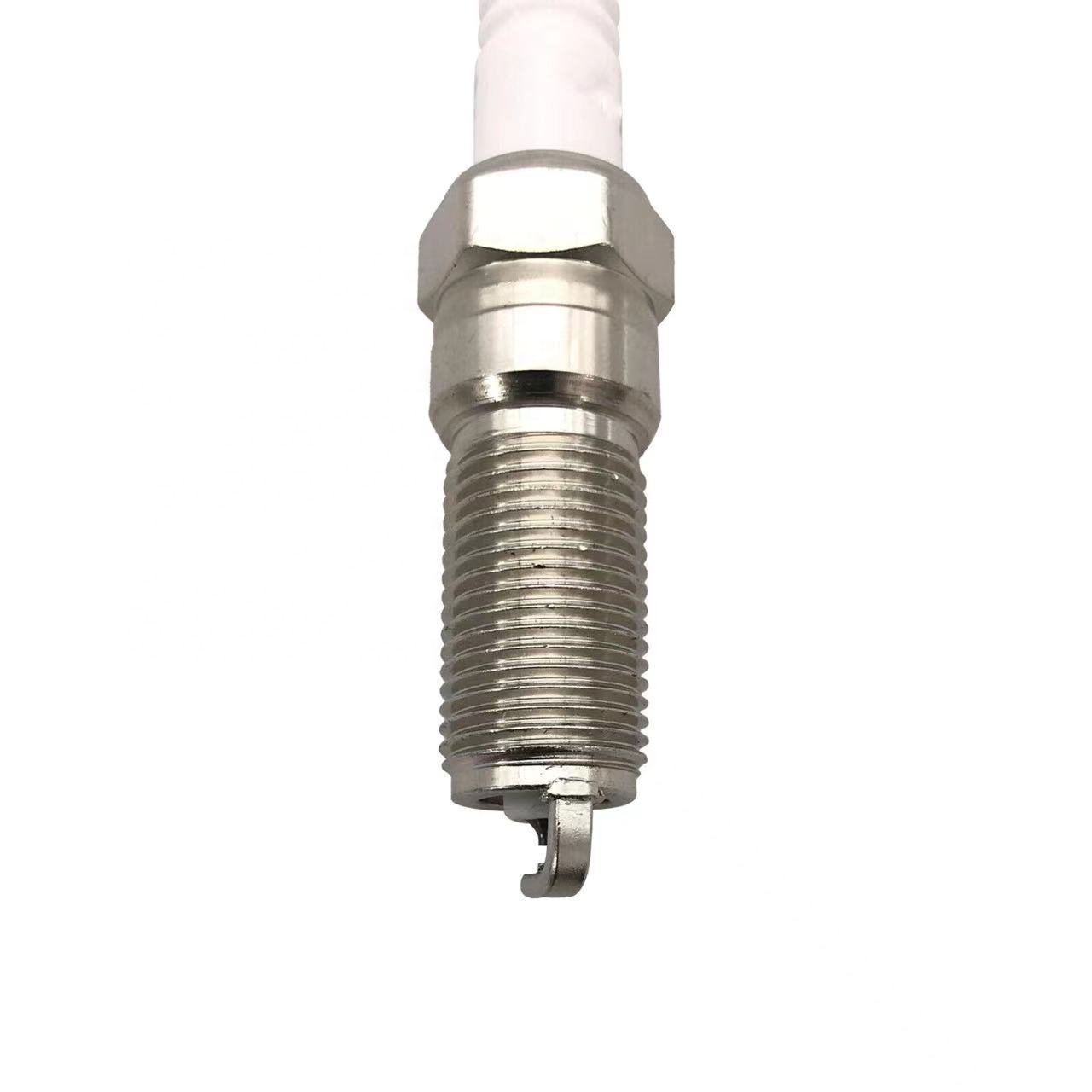 SP500 spark plug Platinum AGSF22FM V6 sp-500