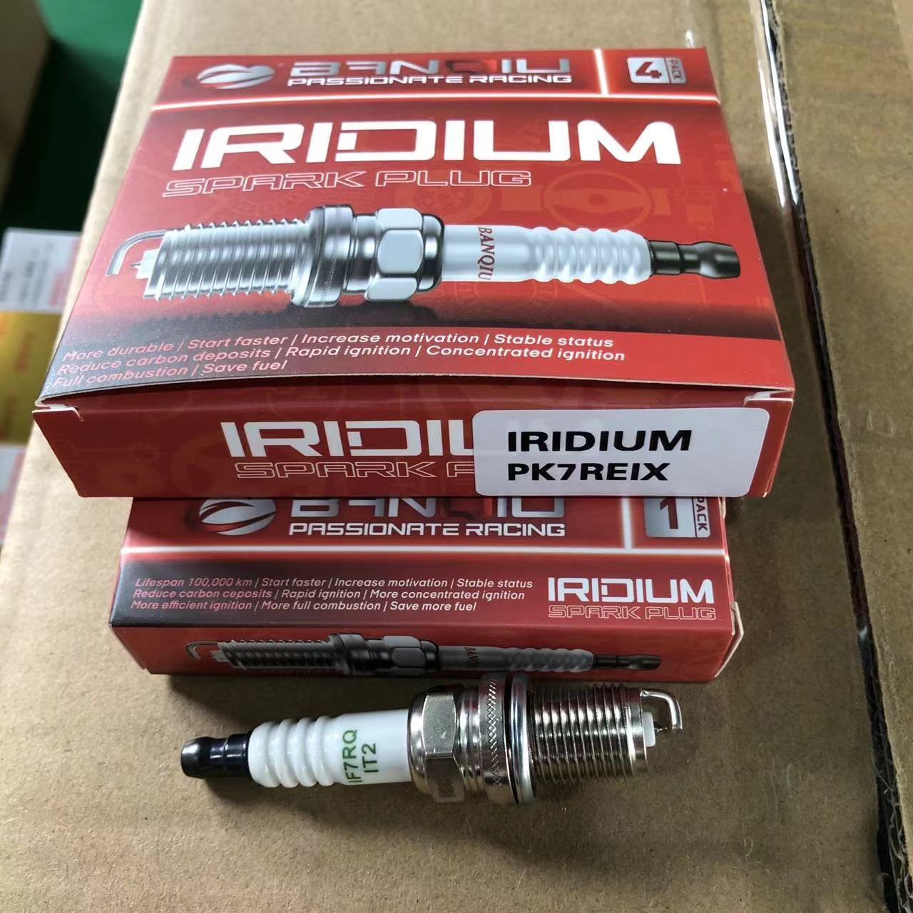 High Quality iridium spark plug 6643 LZKAR6AP-11 for Nissan automobiles