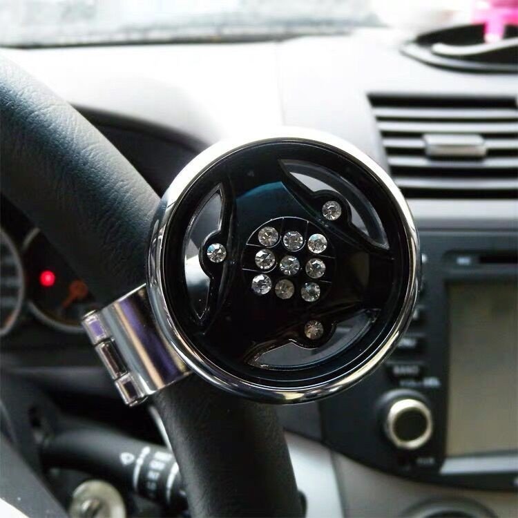 Wholesale hot selling new design metal diamond car steering wheel auxiliary booster