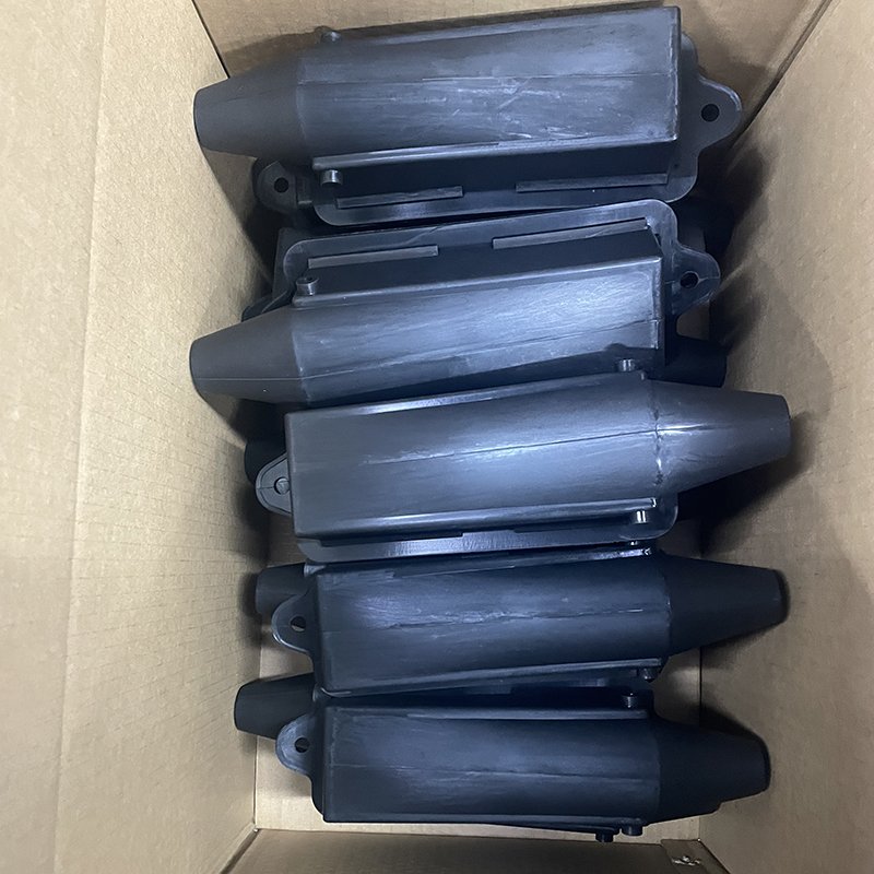 Custom Auto Waterproof Rubber Fuse Relay Box EPDM Relay Holder Fuse Holder Rubber Relay Housing