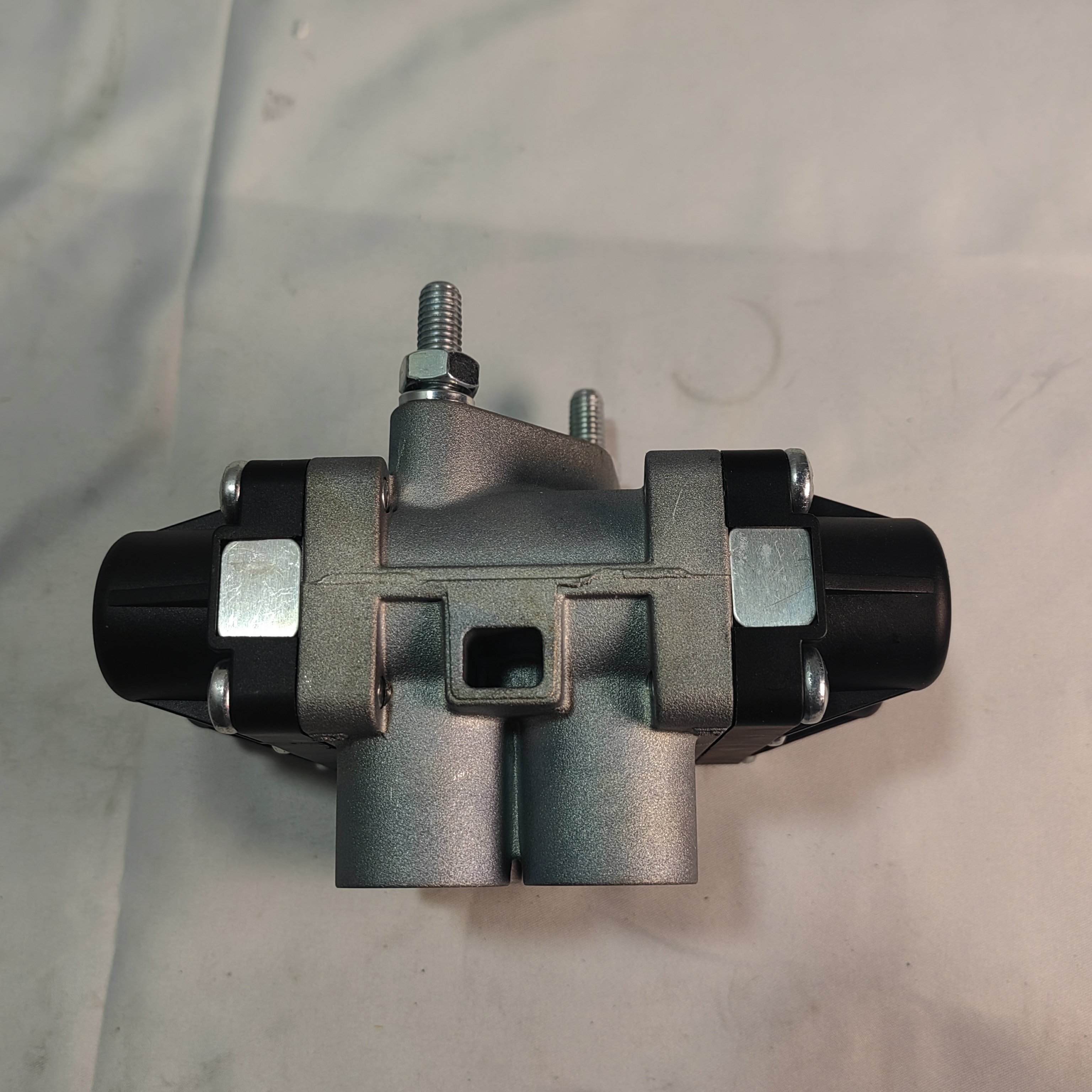 SHACMAN Air Handling Unit Four-circuit protection Valve DZ96189360005