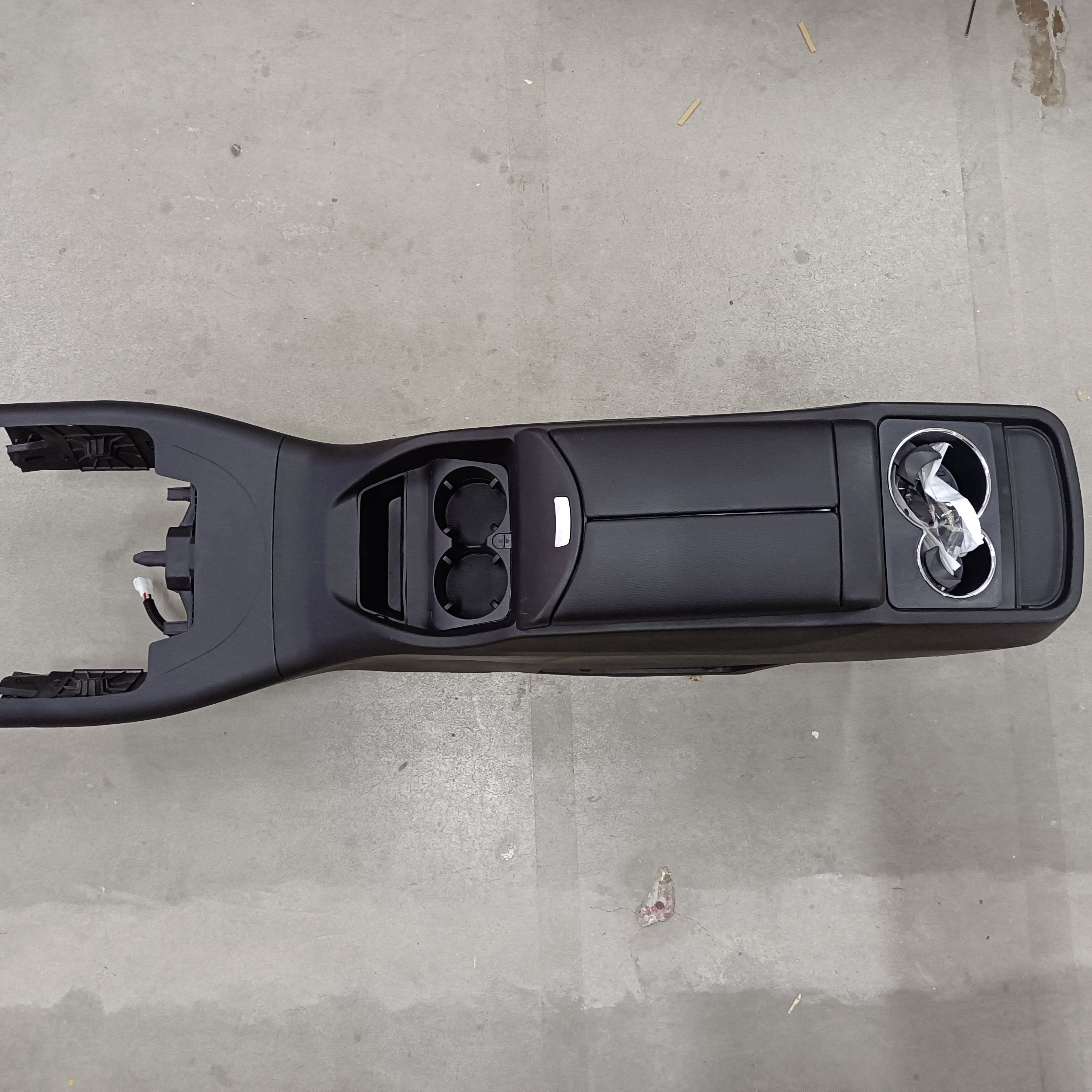 Storage Box Armrest for V260 V250 Vito V-class Central Suitcase Storage Box Armrest Remoulded Inside Car Storage Box Car