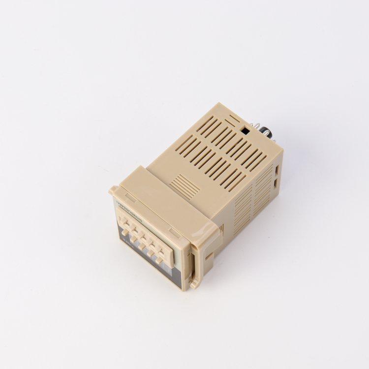 Miniature Time Relay with 220V Switch Function Sealed Epoxy for Auto Protective Usage