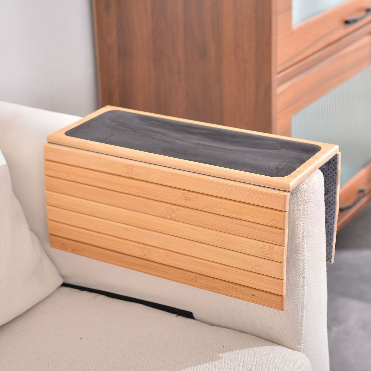 Bamboo Sofa Armrest Tray Anti-Slip Wood Arm Table with Detachable Cup Holder for Serving Food or Drinks