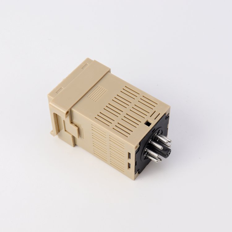 DH48S-2Z Miniature Time Relay with 220V Switch Function Sealed Epoxy Protected for Protective Usage